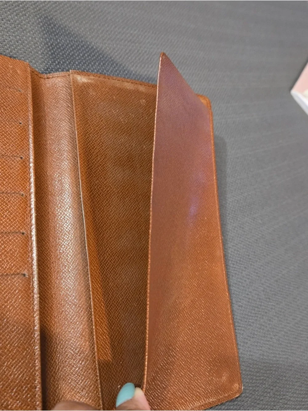 Louis Vuitton Brown & Gold Monogram Card Holder (Portefeuille Wallet Agenda) - Picture 5 of 9